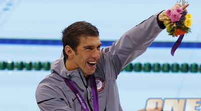 פלפס חוגג (רויטרס)