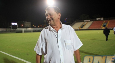 שירצקי (יוסי ציפקיס)