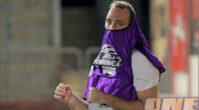 דני עמוס. זכה למנוחה (יניב גונן) דני עמוס. זכה למנוחה (יניב גונן)