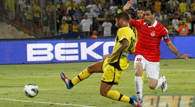 עטרכובש מקרוב את שער הניצחון, באדיר לא מספיק להגיע (יוסי ציפקיס) עטרכובש מקרוב את שער הניצחון, באדיר לא מספיק להגיע (יוסי ציפקיס)