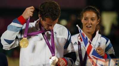 אנדי מארי מסתבך. ככה זה כשיש לך שתי מדליות ביום (רויטרס) אנדי מארי מסתבך. ככה זה כשיש לך שתי מדליות ביום (רויטרס)