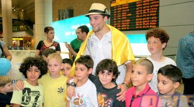 שטילוב בנתב&qout;ג (משה חרמון)