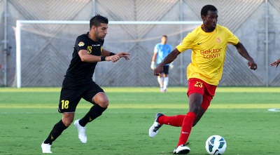 אפא אמברוז לפני אבי ריקן (שי לוי) אפא אמברוז לפני אבי ריקן (שי לוי)