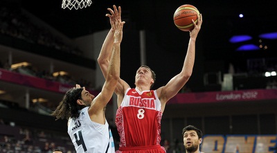 קאון עולה לסל (GettyImages) קאון עולה לסל (GettyImages)