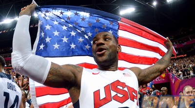 לברון והדגל של ארצות הברית (GettyImages) לברון והדגל של ארצות הברית (GettyImages)