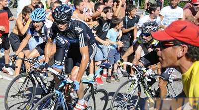 פרום מטפס בשנה שעברה, התוכנית היא לטפס גבוה יותר השנה (רויטרס)