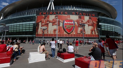 אוהדי ארסנל כבר לא יכולים לחכות לשריקת הפתיחה מחוץ לאמירויות (GettyImages)