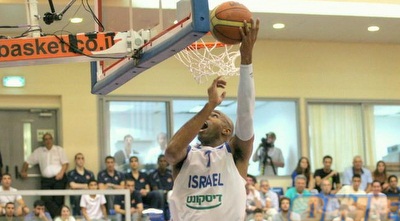 טיוס עולה מעל כולם (משה חרמון)