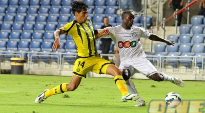 טובארנו פינאס מול יואב זיו (שי לוי)