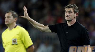 טיטו וילאנובה בבכורה על הקווים בקאמפ נואו (רויטרס)