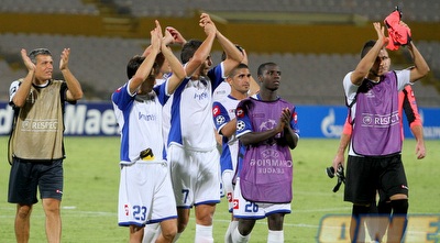 שחקני ק&qout;ש מודים לקהל (יניב גונן)