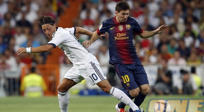 ליאו מסי מול מסוט אוזיל (רויטרס)