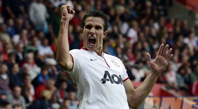 ואן פרסי בטירוף אחרי השוויון (רויטרס)