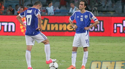 יוסי בניון ובן שהר. הפנים אומרות הכל (משה חרמון) יוסי בניון ובן שהר. הפנים אומרות הכל (משה חרמון)