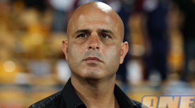 יוסי אבוקסיס (שי לוי)