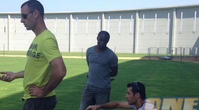 פינס, קרופניק וסנאמו באצטדיון (הרשמי של נתניה)