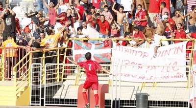 חנן פדידה חוגג (יוסי ציפקיס)