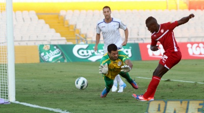 מנגה כובש, ניר חסר אונים בניסיון השני (חגי ניזרי) מנגה כובש, ניר חסר אונים בניסיון השני (חגי ניזרי)