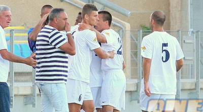 שחקני עכו עם הדרי. מחפשים ניצחון שלישי ברציפות (משה חרמון) שחקני עכו עם הדרי. מחפשים ניצחון שלישי ברציפות (משה חרמון)