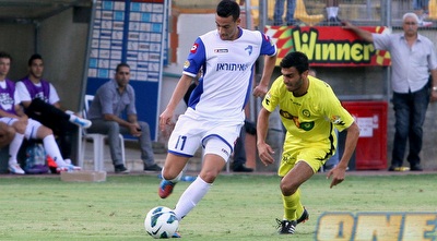 אייבינדר בהופעת הבכורה מול שבחון (יניב גונן) אייבינדר בהופעת הבכורה מול שבחון (יניב גונן)