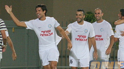 פאסוס (משה חרמון)