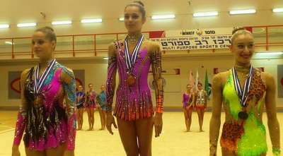 תמונת הפודיום המלאה (יח&qout;צ איגוד ההתעמלות)