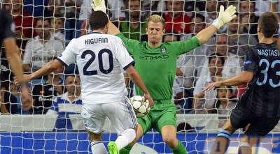 הארט מקדים את היגוואין (רויטרס)