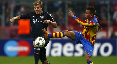 ז´ואאו פריירה מול הולגר באדשטובר (רויטרס)