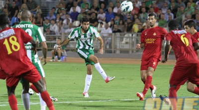 עוד בעיטה של עזרא הולכת החוצה (עמית מצפה)