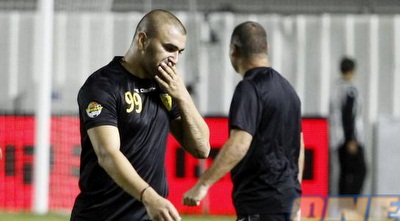 ערן לוי מתוסכל. הקהל רוצה לראות אותו משחק (יוסי ציפקיס)