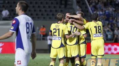 מכבי חוגגת את השני לרשת של עמוס (יוסי ציפקיס)