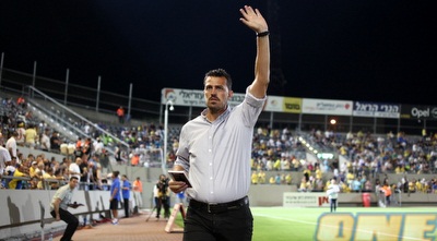 אוסקר גארסיה (יוסי ציפקיס)