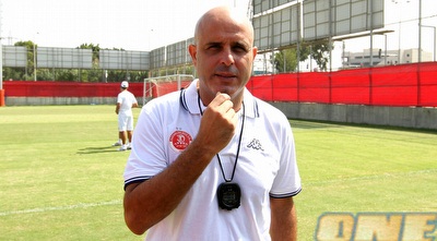 אבוקסיס: &qout; (שי לוי)