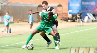 לאוטה שומר על הכדור (חגי ניזרי)