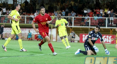 מקרייב חוגג את השני לשער של סנאמו (חגי ניזרי)