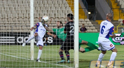 הכדור עובר את הקו, ליון כובשת את הרביעי (שי לוי)