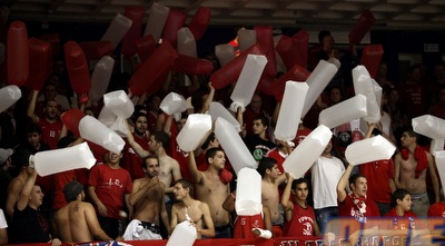 אוהדי הפועל ת&qout;א (יוסי ציפקיס)