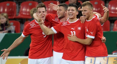 שחקני שווייץ חוגגים את השוויון (GettyImages)