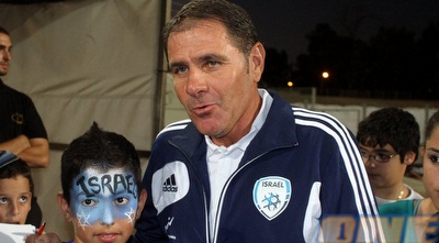 אלי גוטמן באימון (חגי ניזרי)