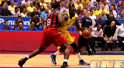 שון ג´יימס מול קרייג סמית´ (שי לוי)