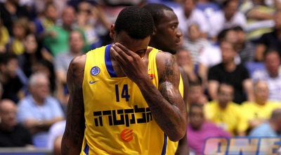 כך נראה מלקולם תומאס בסיום הרבע השלישי (שי לוי)