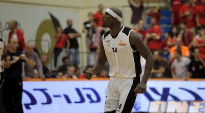 ג´ומיין ג´ונס (יוסי ציפקיס)