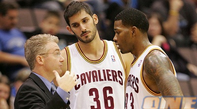 כספי עם אלונזו גי (הרשמי של קליבלנד) (ONE)