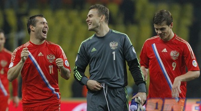 אקינפייב, קרז´אקוב וקוקורין מרוצים (רויטרס)