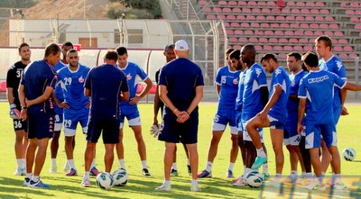 שחקני הפועל ב&qout;ש באימון (משה חרמון)