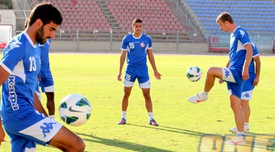 שחקני הפועל ב&qout;ש באימון (משה חרמון)