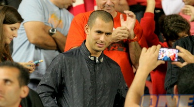 גילי ורמוט. פנה לקהל (משה חרמון)