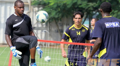 וינסנט אניימה, יואב זיו (יניב גונן) וינסנט אניימה, יואב זיו (יניב גונן)