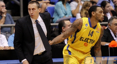 דייויד בלאט עם תומאס. בשלבים הבאים זה יהיה תלוי בו יותר (יוסי ציפקיס)