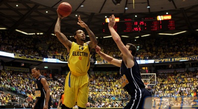 תומאס (יוסי ציפקיס)